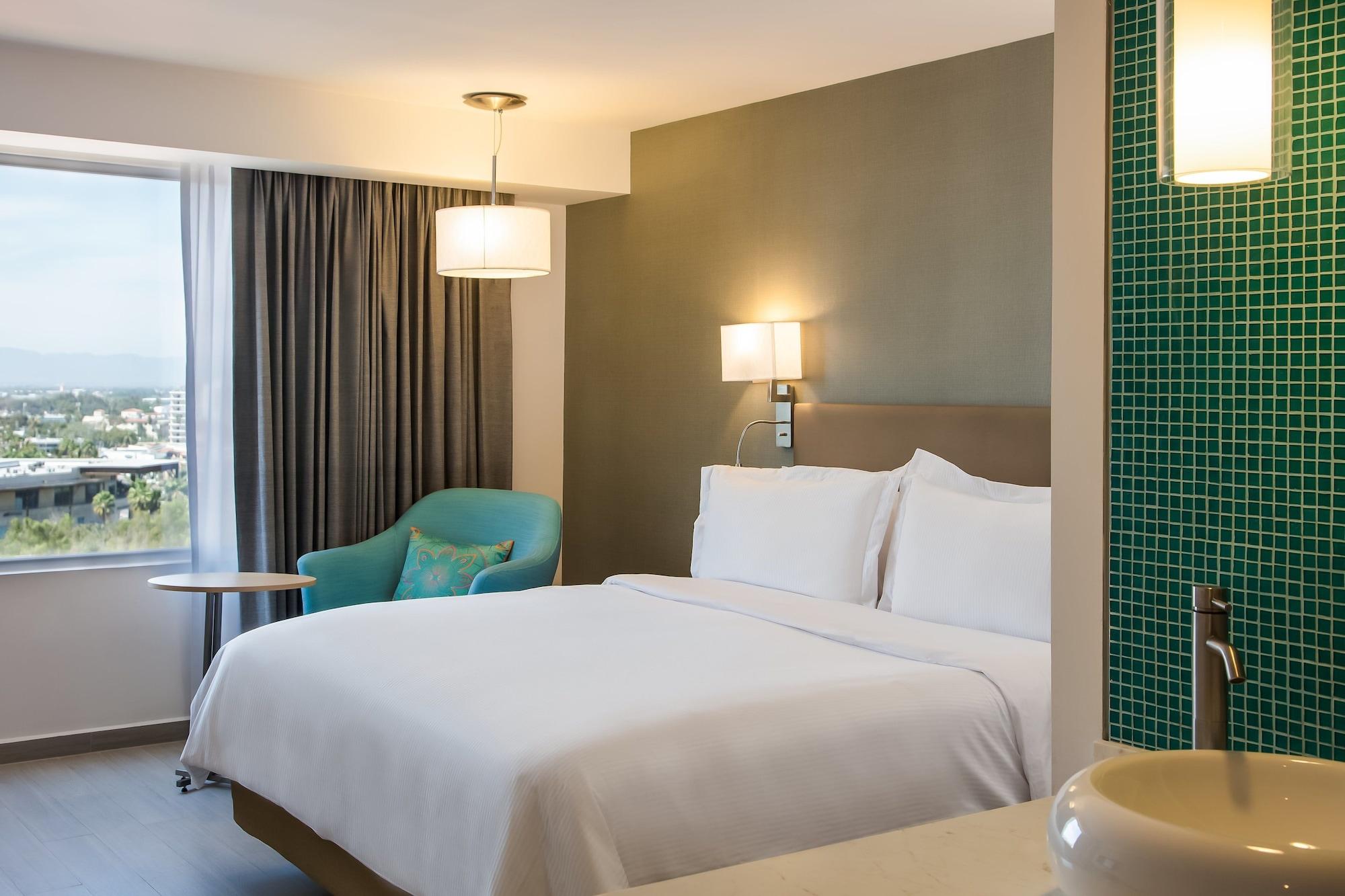 Fiesta Inn Puerto Vallarta Isla Екстериор снимка