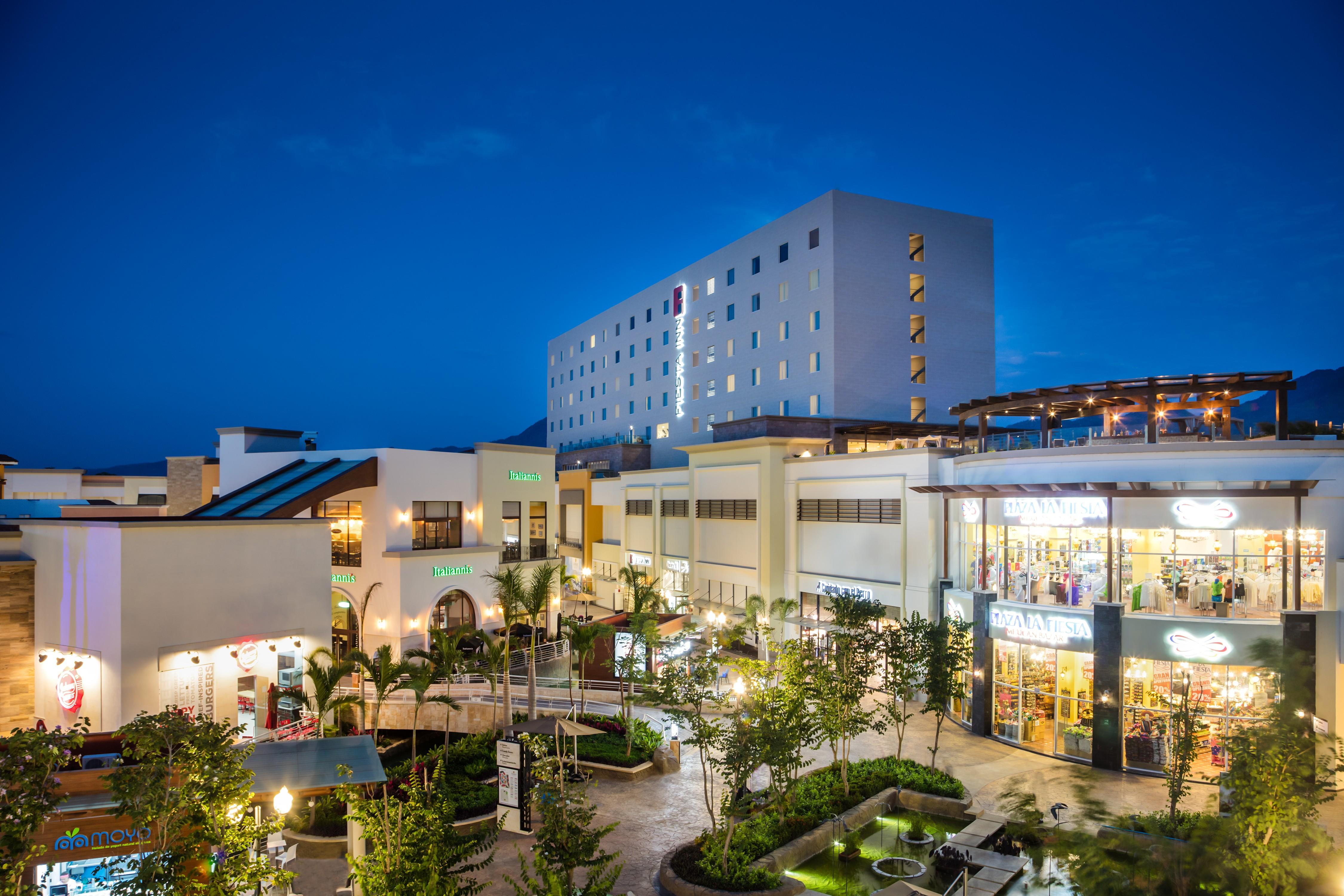 Fiesta Inn Puerto Vallarta Isla Екстериор снимка