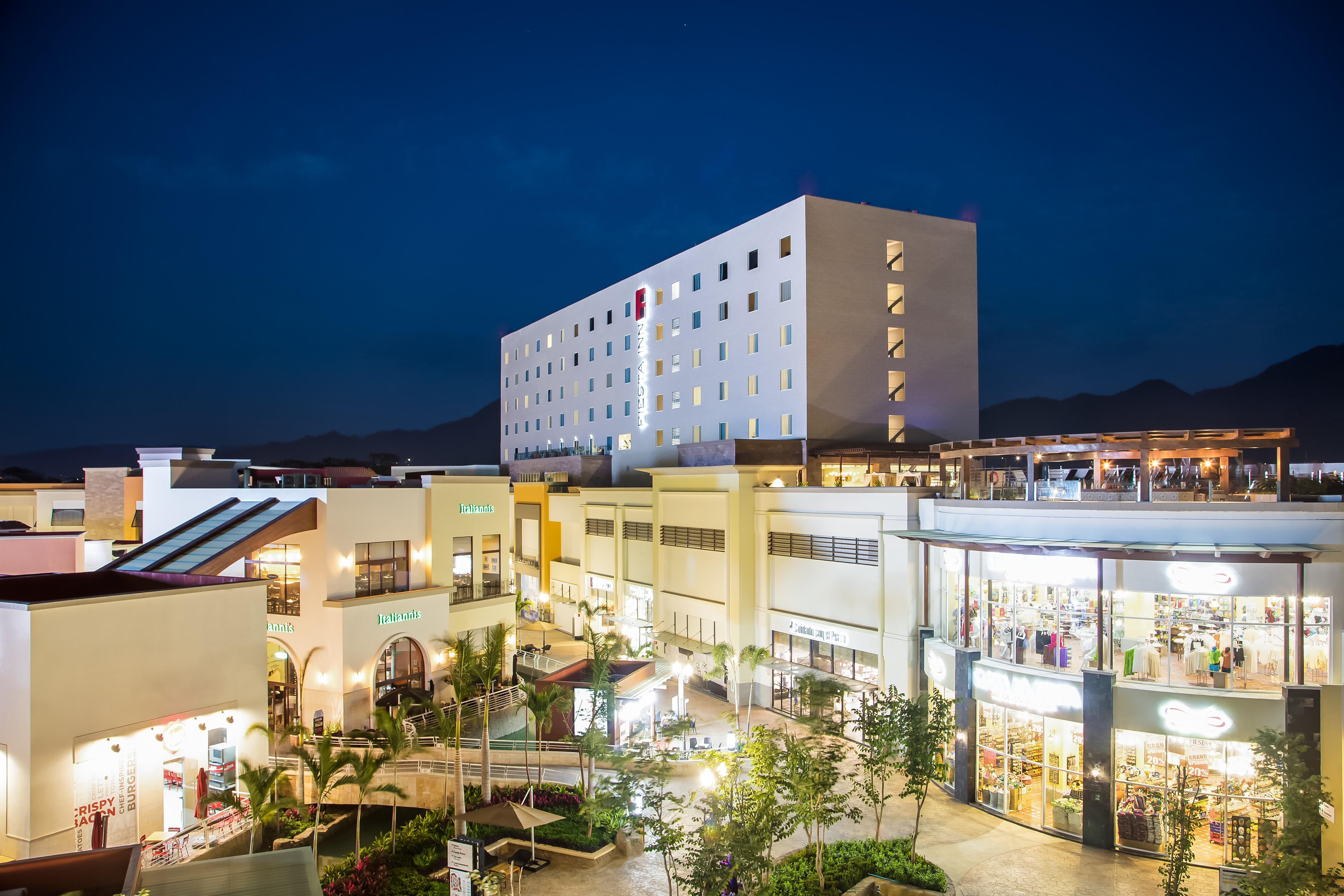 Fiesta Inn Puerto Vallarta Isla Екстериор снимка